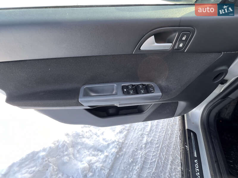 Універсал Volvo V50 2007 в Звягелі фото 21 Універсал Volvo V50 2007 в Звягелі