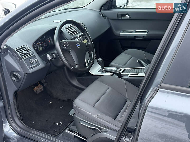 Универсал Volvo V50 2011 в Луцке фото 10 Универсал Volvo V50 2011 в Луцке
