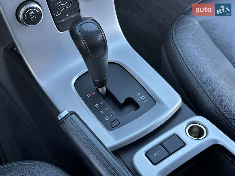 Универсал Volvo V50 2011 в Луцке