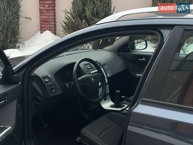 Універсал Volvo V50 2011 в Стрию