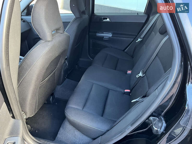 Універсал Volvo V50 2011 в Жовтих Водах