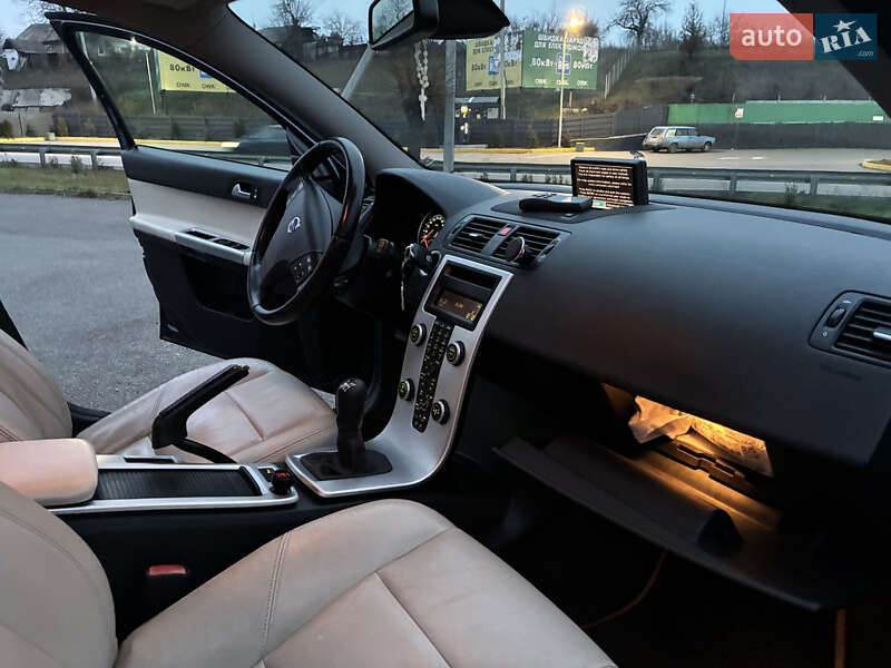 Универсал Volvo V50 2012 в Киеве