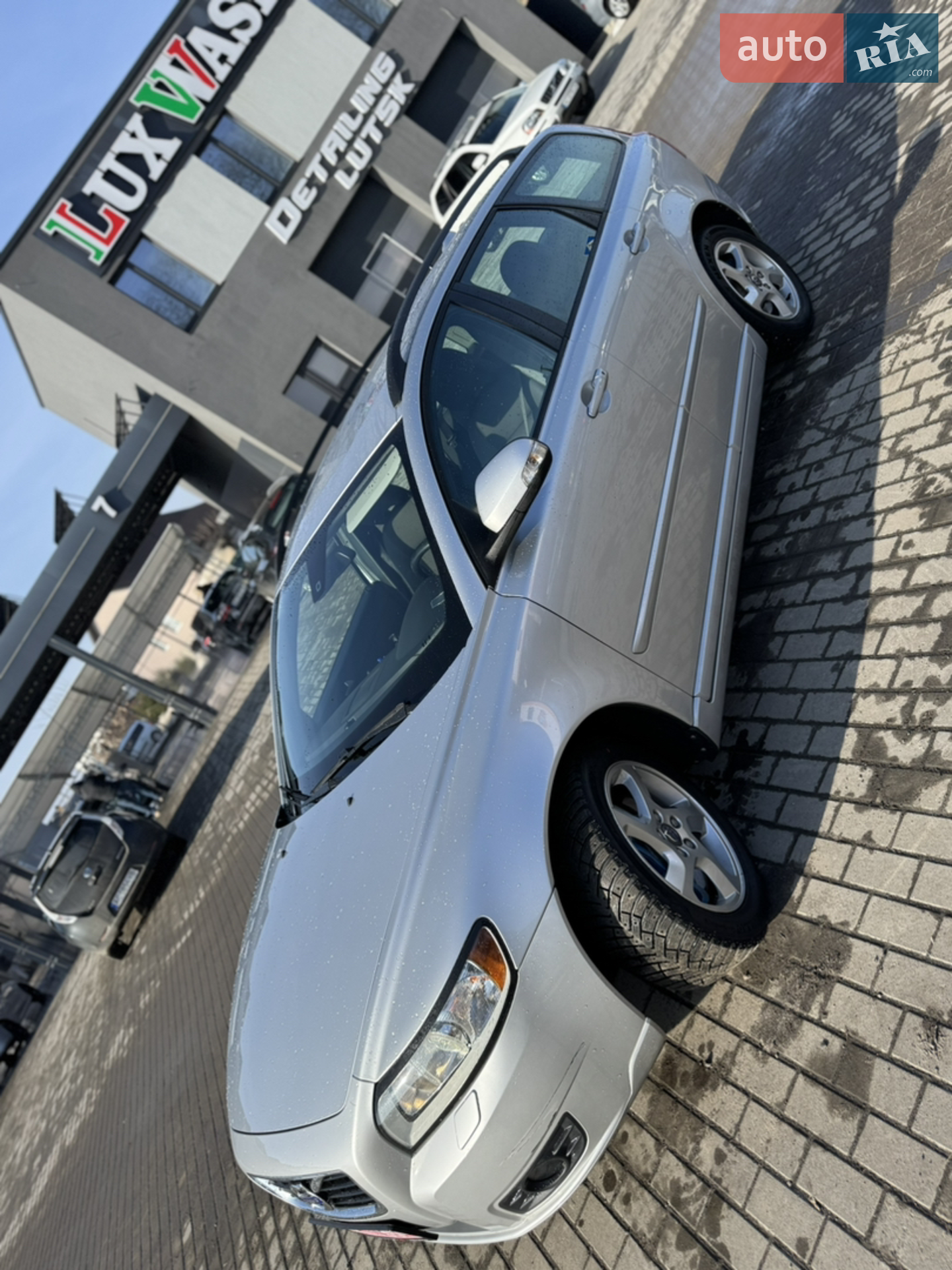 2010 Volvo V50 - мініатюра 8