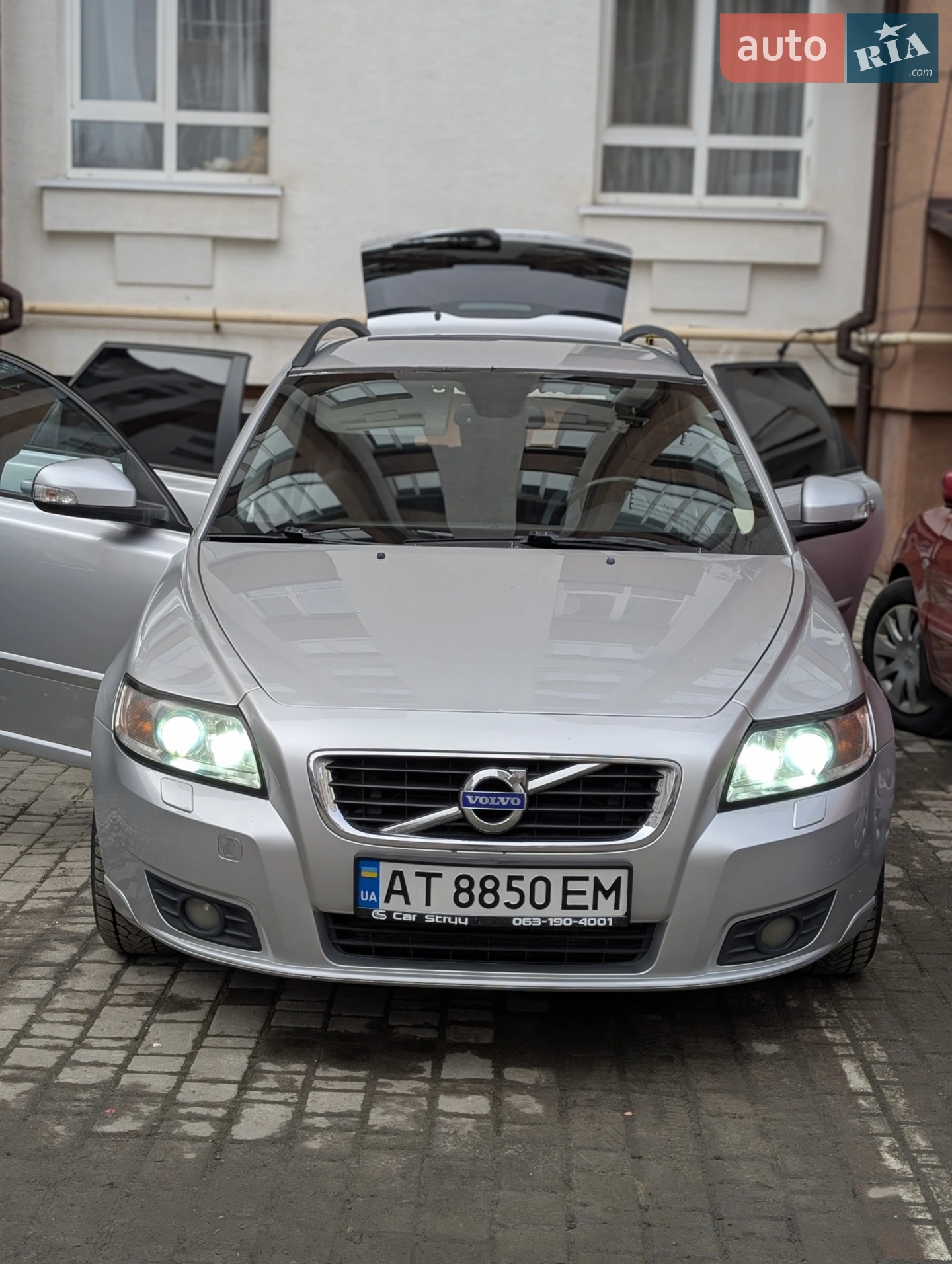 2011 Volvo V50 - мініатюра 12