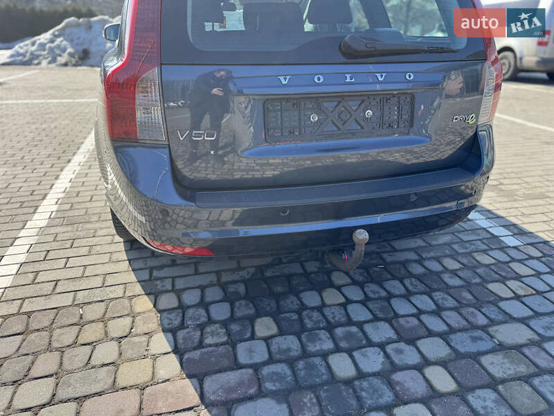 Универсал Volvo V50 2010 в Луцке
