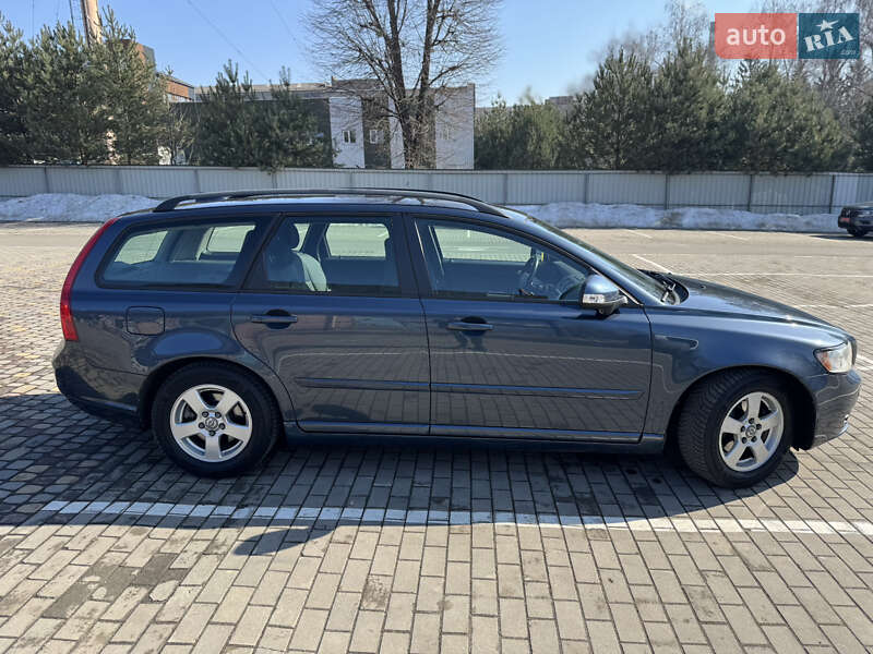 Универсал Volvo V50 2010 в Луцке