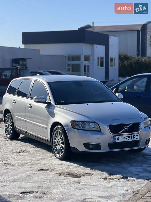 Универсал Volvo V50 2008 в Остер
