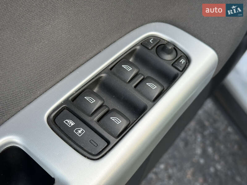 Универсал Volvo V50 2010 в Ровно