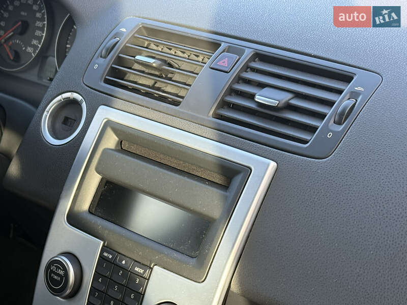 Универсал Volvo V50 2010 в Ровно