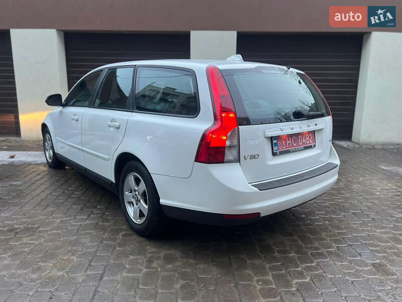 Универсал Volvo V50 2010 в Коломые