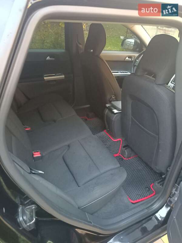 Універсал Volvo V50 2010 в Полтаві