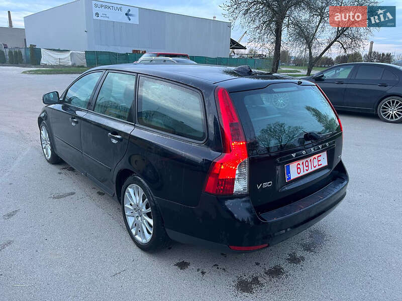 Универсал Volvo V50 2009 в Луцке