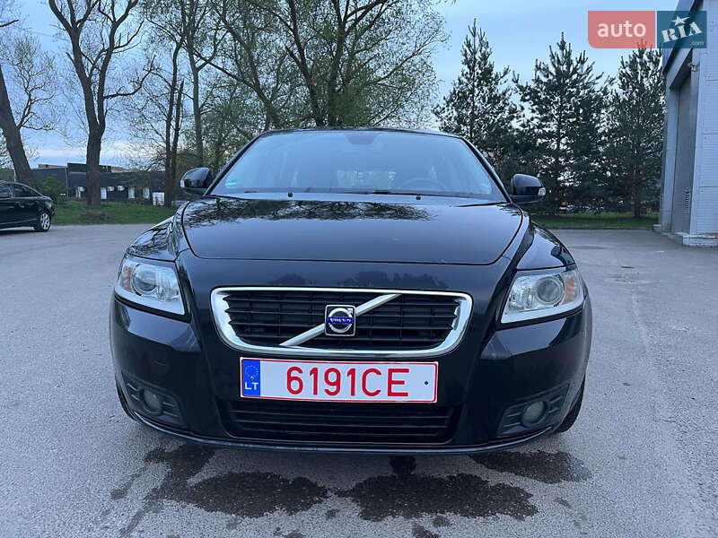 Универсал Volvo V50 2009 в Луцке