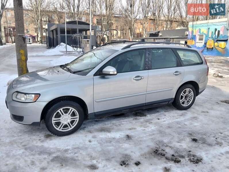 Універсал Volvo V50 2010 в Кривому Розі