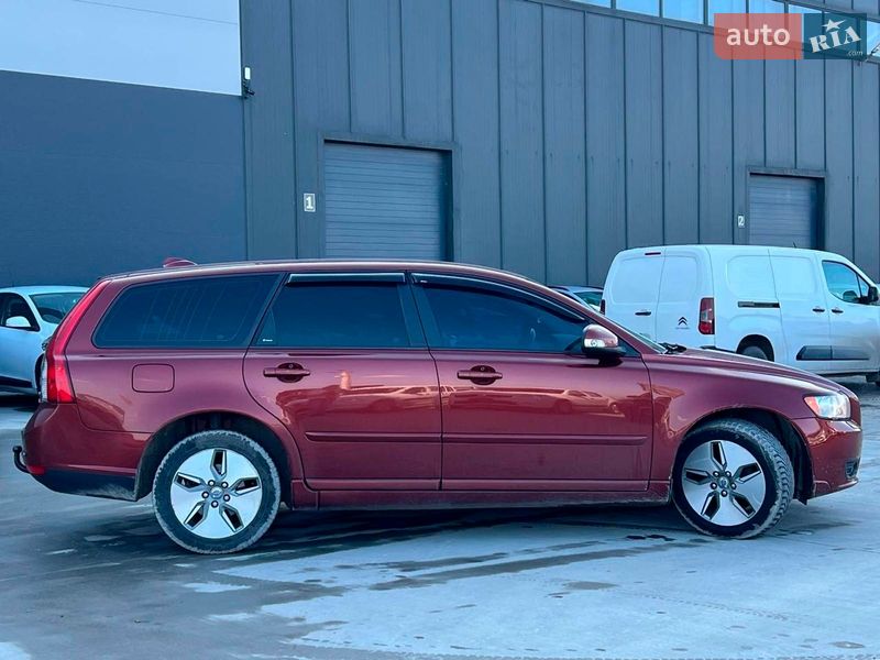 Универсал Volvo V50 2009 в Львове