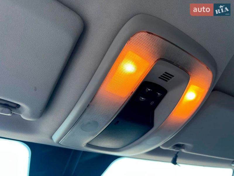 Универсал Volvo V50 2009 в Львове