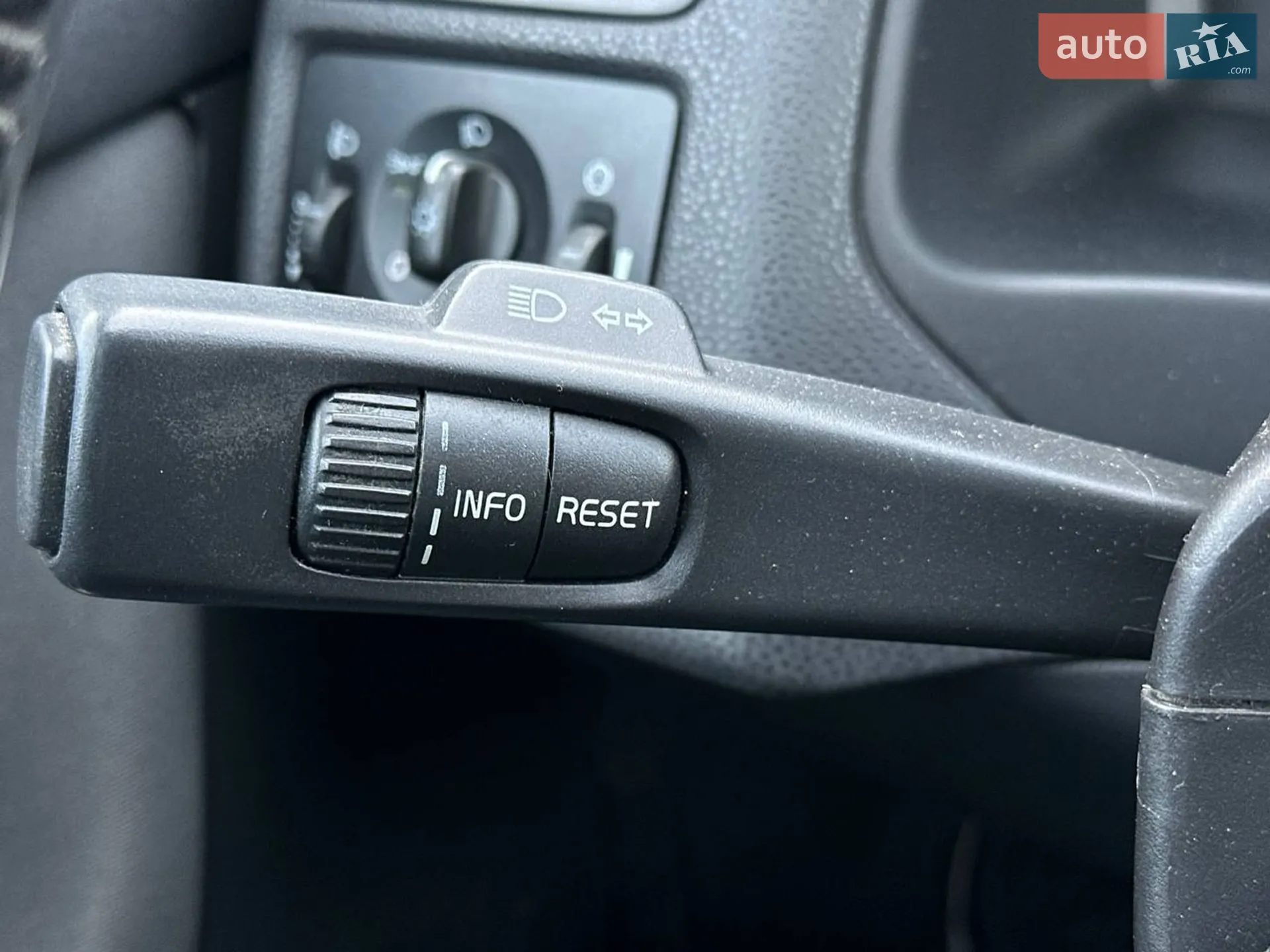 Volvo V50 2009 VIN YV1MW755192486000 фото оголошення 34 з 35