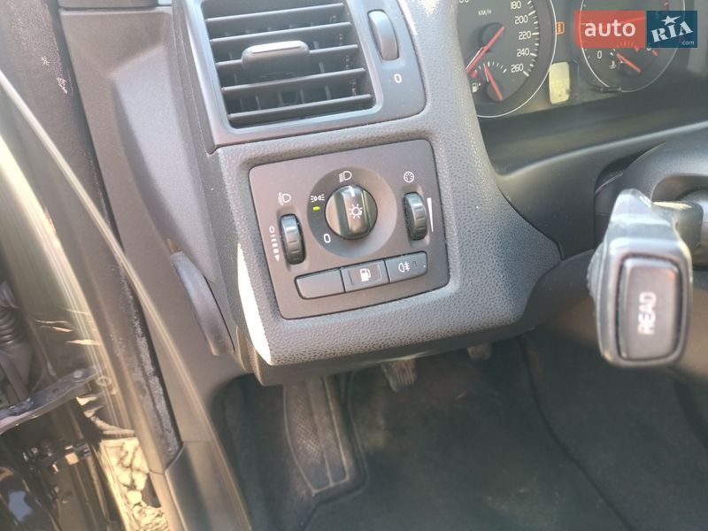 Универсал Volvo V50 2012 в Луцке