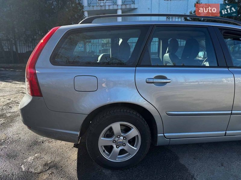 Универсал Volvo V50 2009 в Киеве