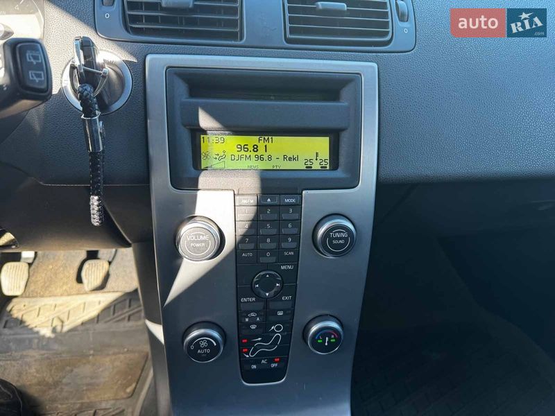 Универсал Volvo V50 2009 в Киеве