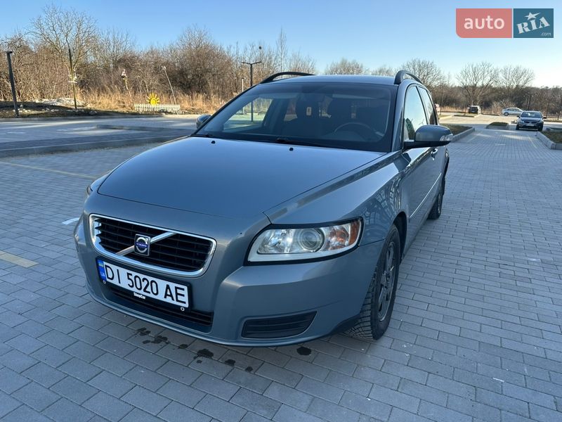 Универсал Volvo V50 2009 в Львове
