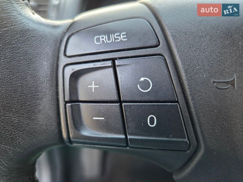 Универсал Volvo V50 2012 в Вышгороде