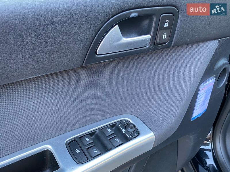 Универсал Volvo V50 2010 в Луцке