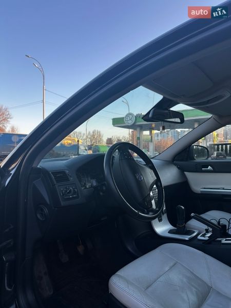 Универсал Volvo V50 2011 в Киеве