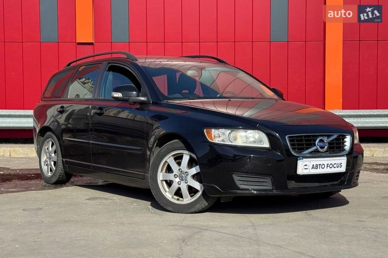 Volvo V50 2011
