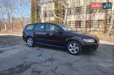 Универсал Volvo V50 2010 в Звягеле