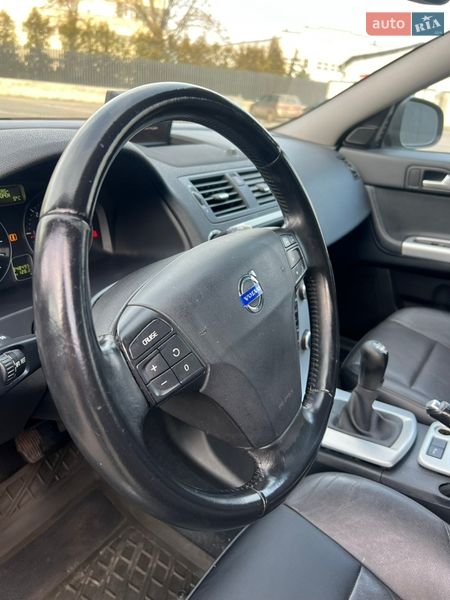 Универсал Volvo V50 2012 в Луцке