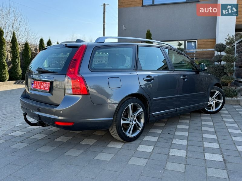 Універсал Volvo V50 2012 в Стрию