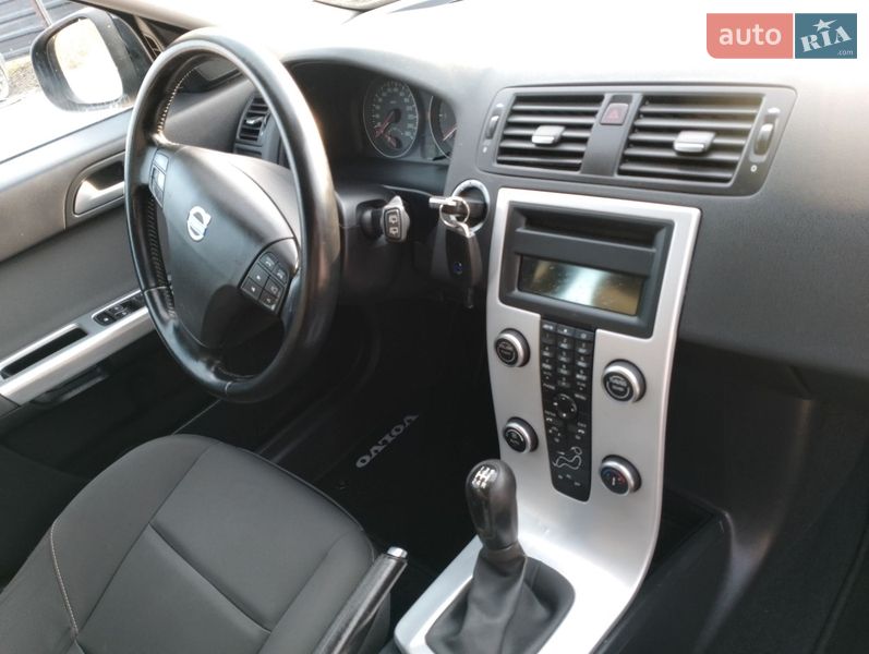 Универсал Volvo V50 2010 в Тернополе