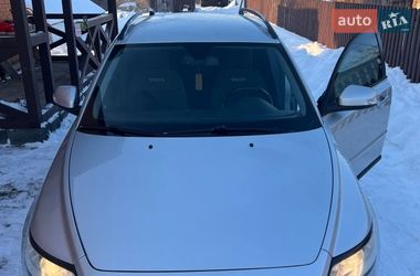 Універсал Volvo V50 2010 в Любешові