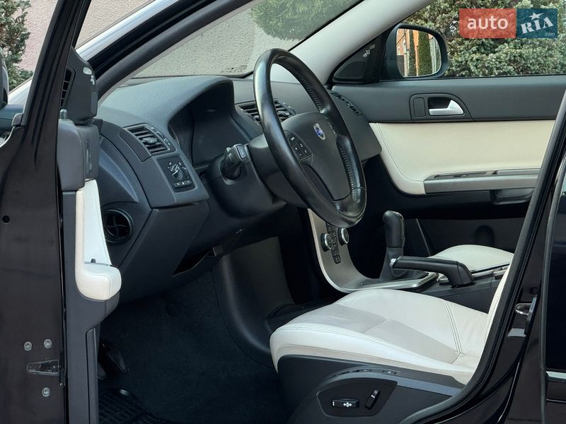 Универсал Volvo V50 2011 в Стрые