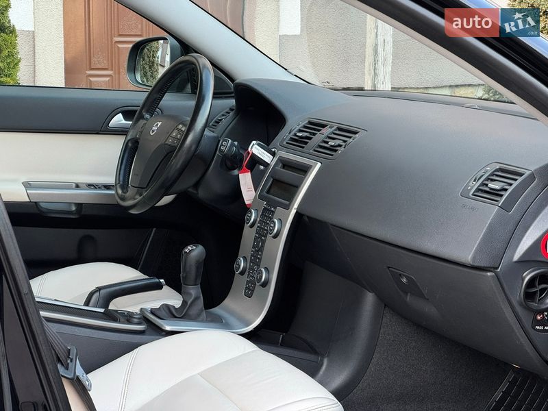 Универсал Volvo V50 2011 в Стрые
