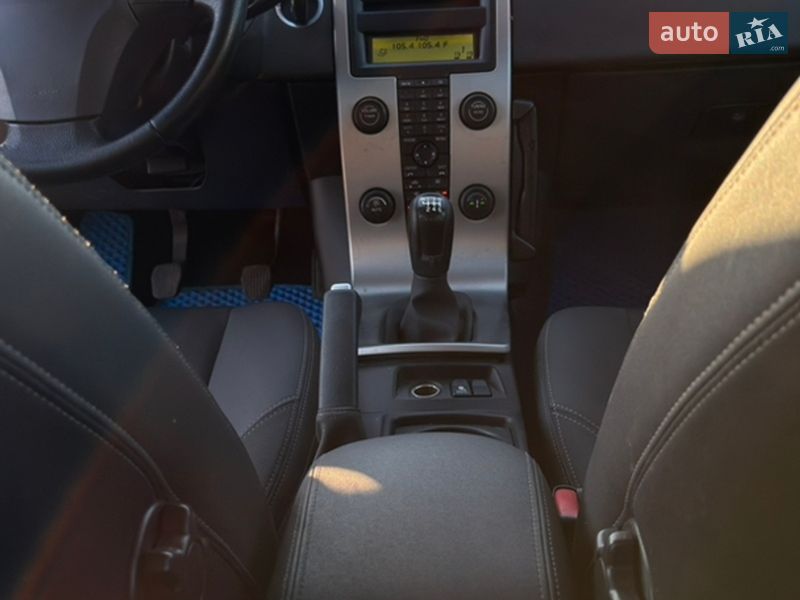 Універсал Volvo V50 2006 в Славутичі