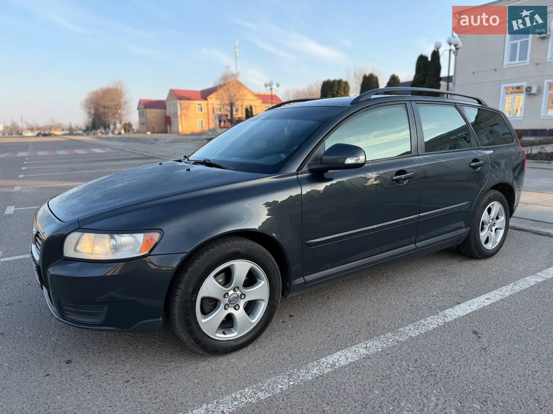 2010 Volvo V50 - мініатюра 2
