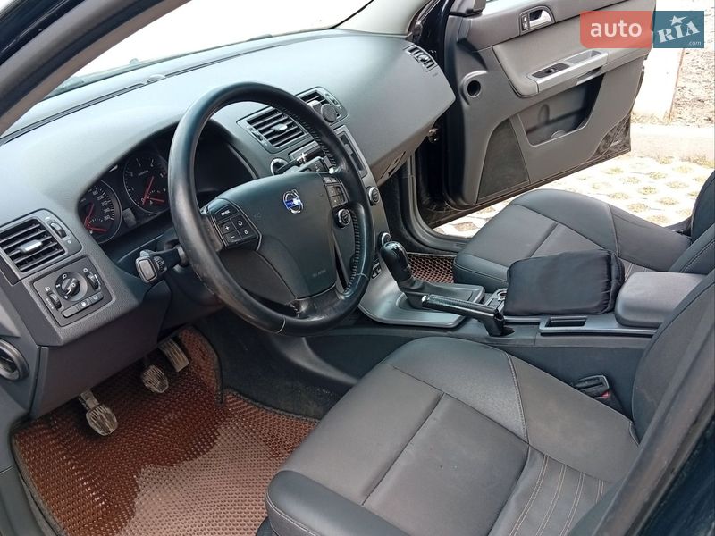 Универсал Volvo V50 2009 в Тернополе фото 10 Универсал Volvo V50 2009 в Тернополе