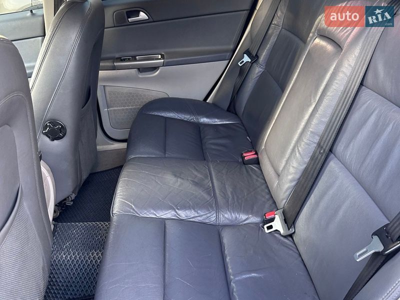 Универсал Volvo V50 2010 в Сумах