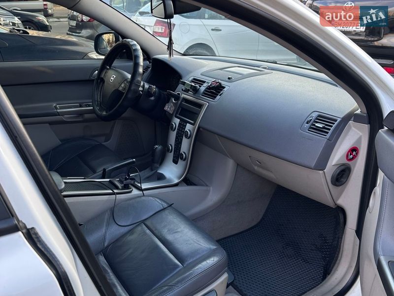 Универсал Volvo V50 2010 в Сумах