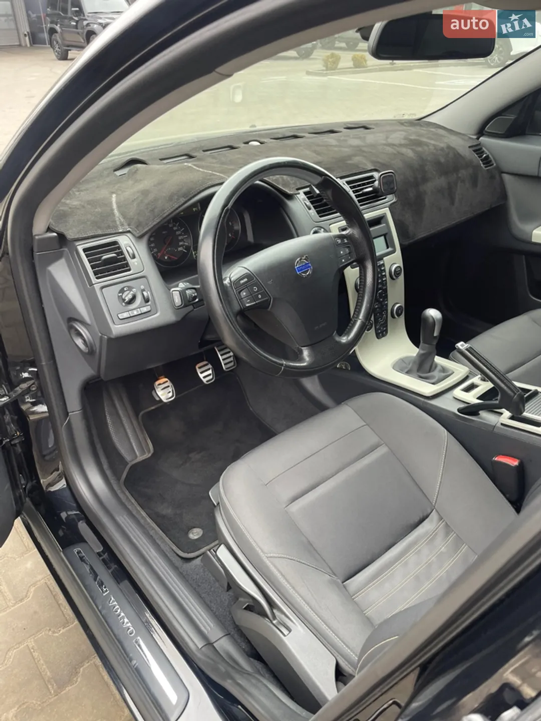 2010 Volvo V50 - мініатюра 11