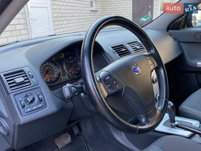 Универсал Volvo V50 2010 в Луцке фото 21 Универсал Volvo V50 2010 в Луцке