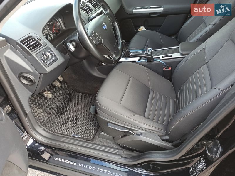 Универсал Volvo V50 2010 в Львове фото 6 Универсал Volvo V50 2010 в Львове