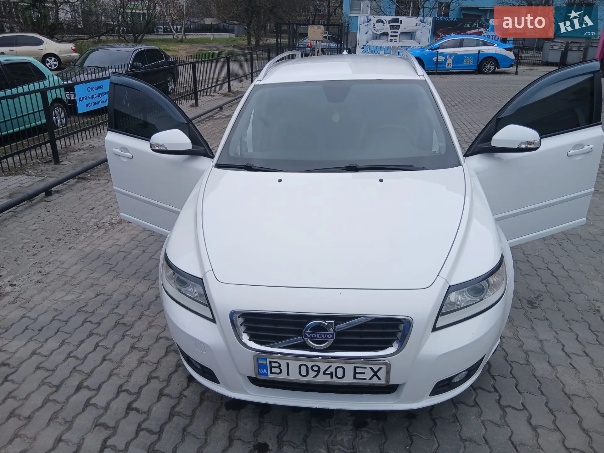 2011 Volvo V50 - мініатюра 6