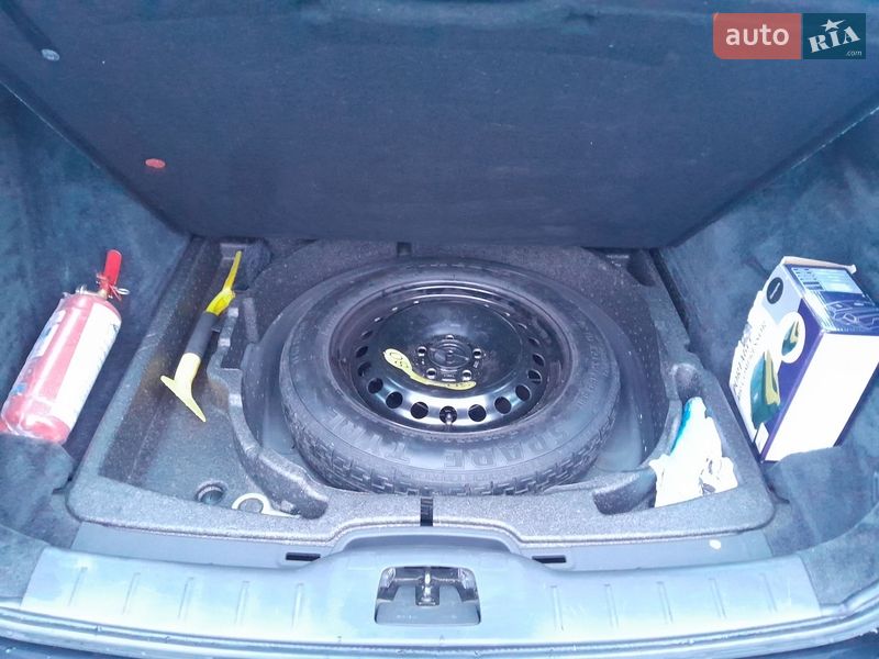 Універсал Volvo V50 2009 в Києві