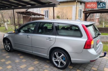 Универсал Volvo V50 2012 в Бориславе