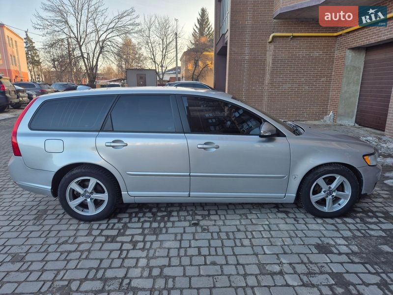 Універсал Volvo V50 2011 в Бердичеві