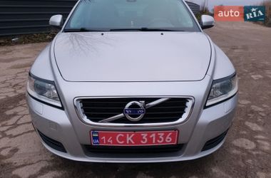Універсал Volvo V50 2010 в Тернополі
