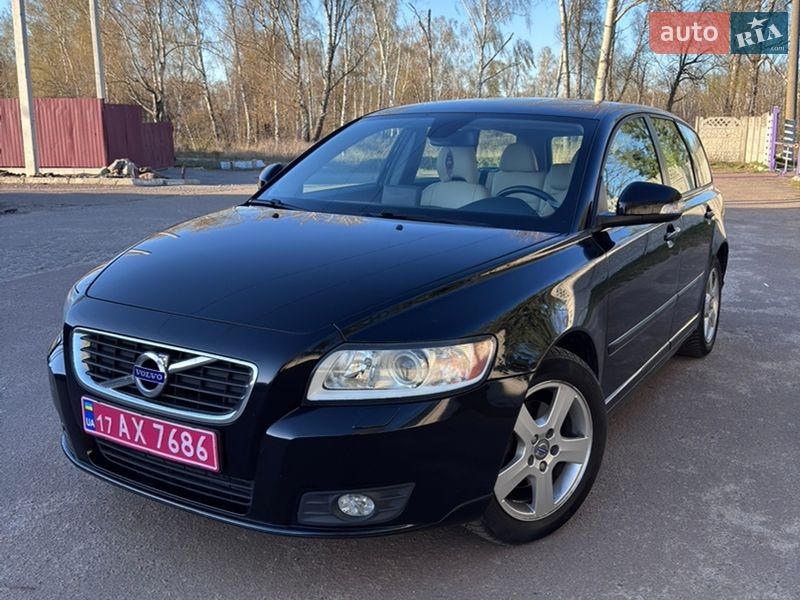 Універсал Volvo V50 2011 в Чернігові фото Універсал Volvo V50 2011 в Чернігові